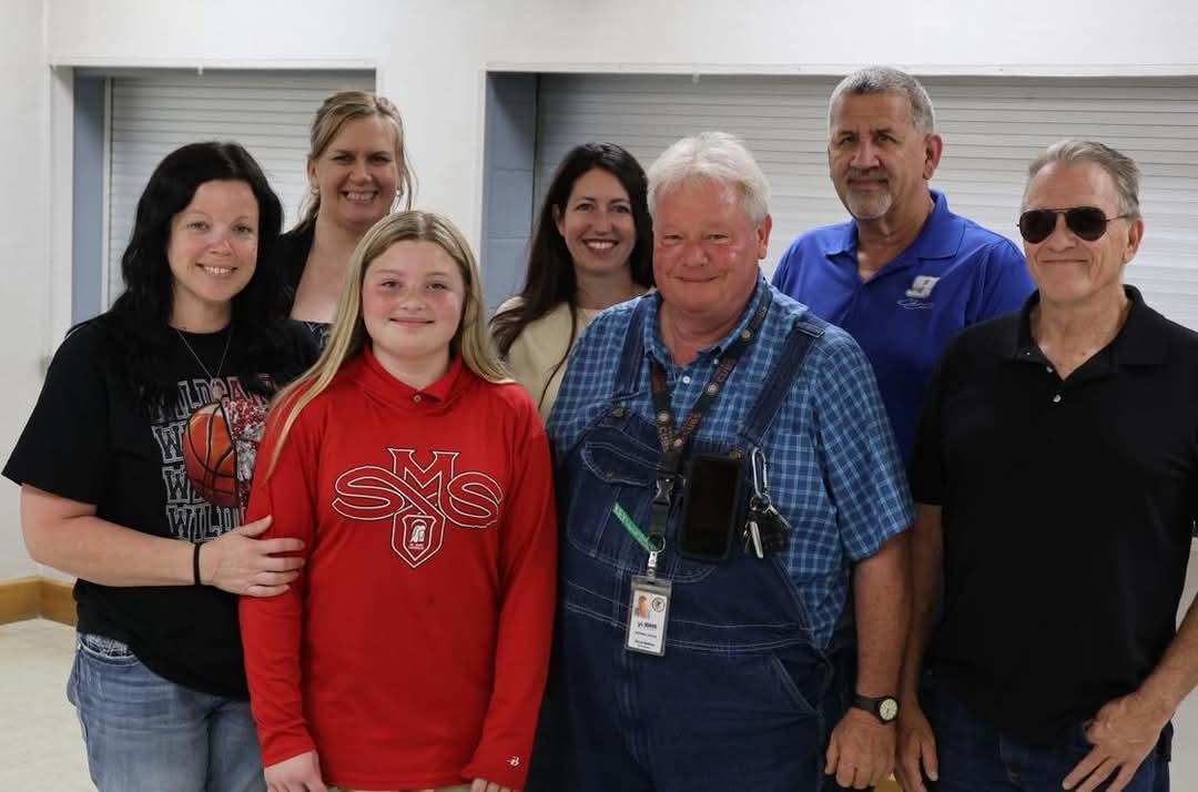 Elizabeth Hanson Wins